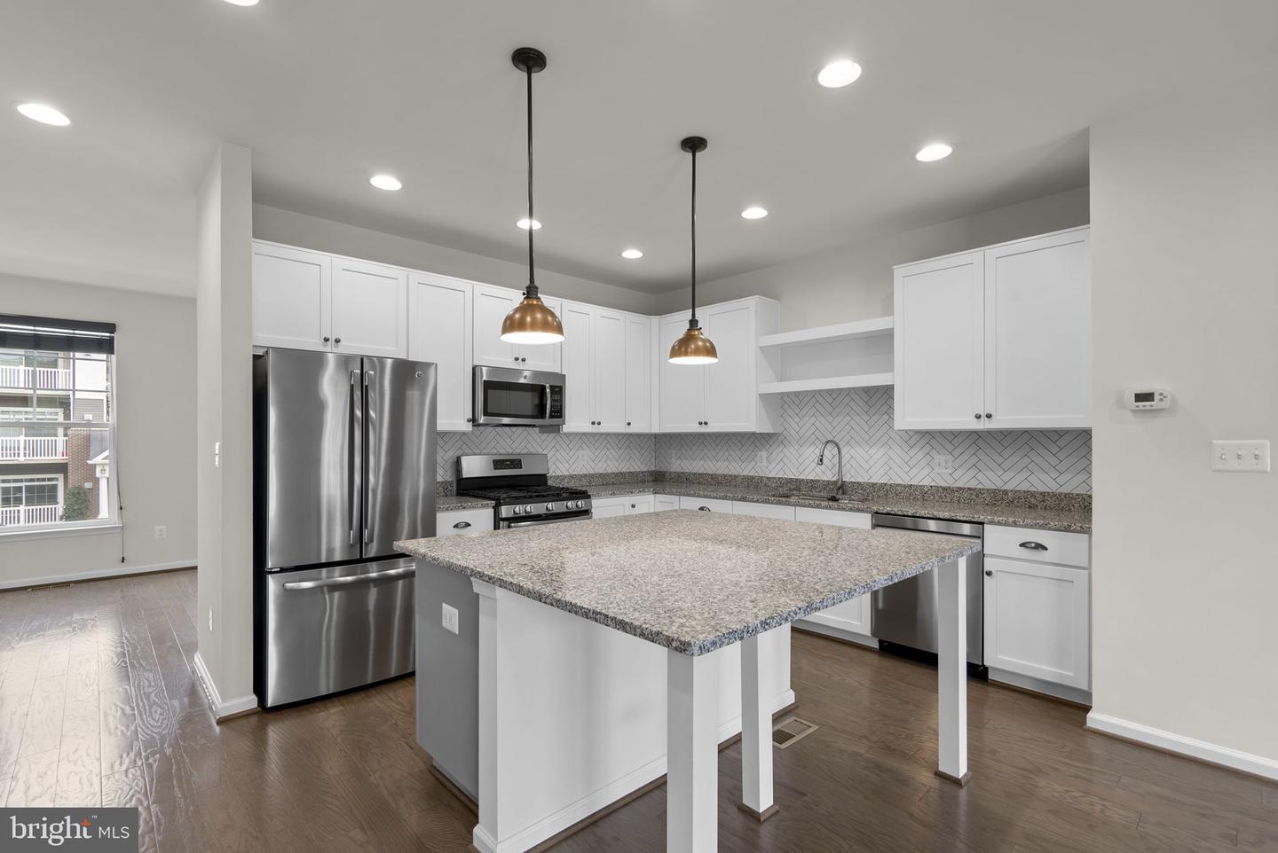 8211 Handsome Joe Ln Property Photo 2