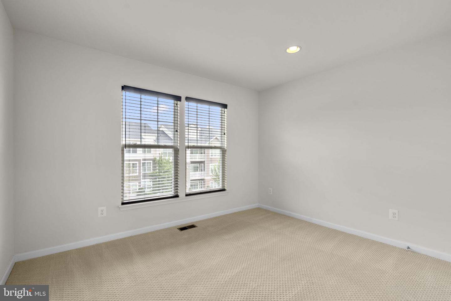 8211 Handsome Joe Ln Property Photo 27