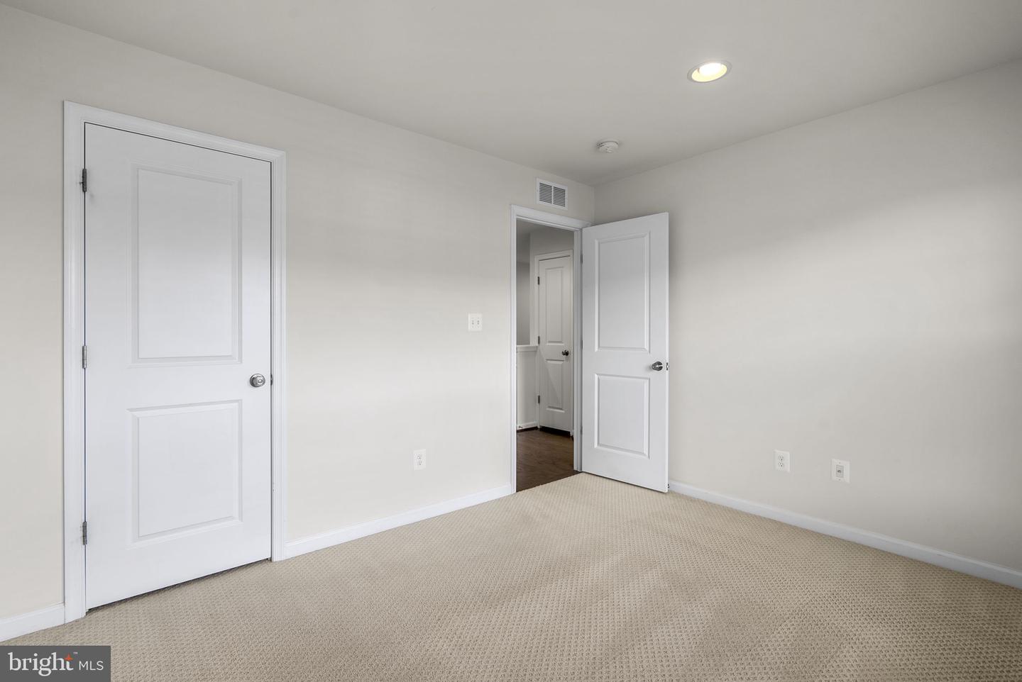8211 Handsome Joe Ln Property Photo 28
