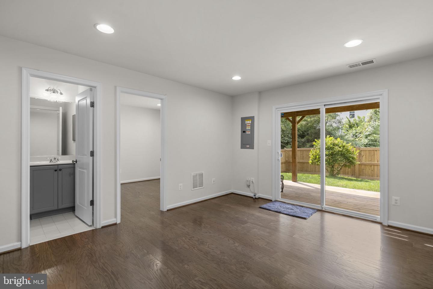 8211 Handsome Joe Ln Property Photo 30