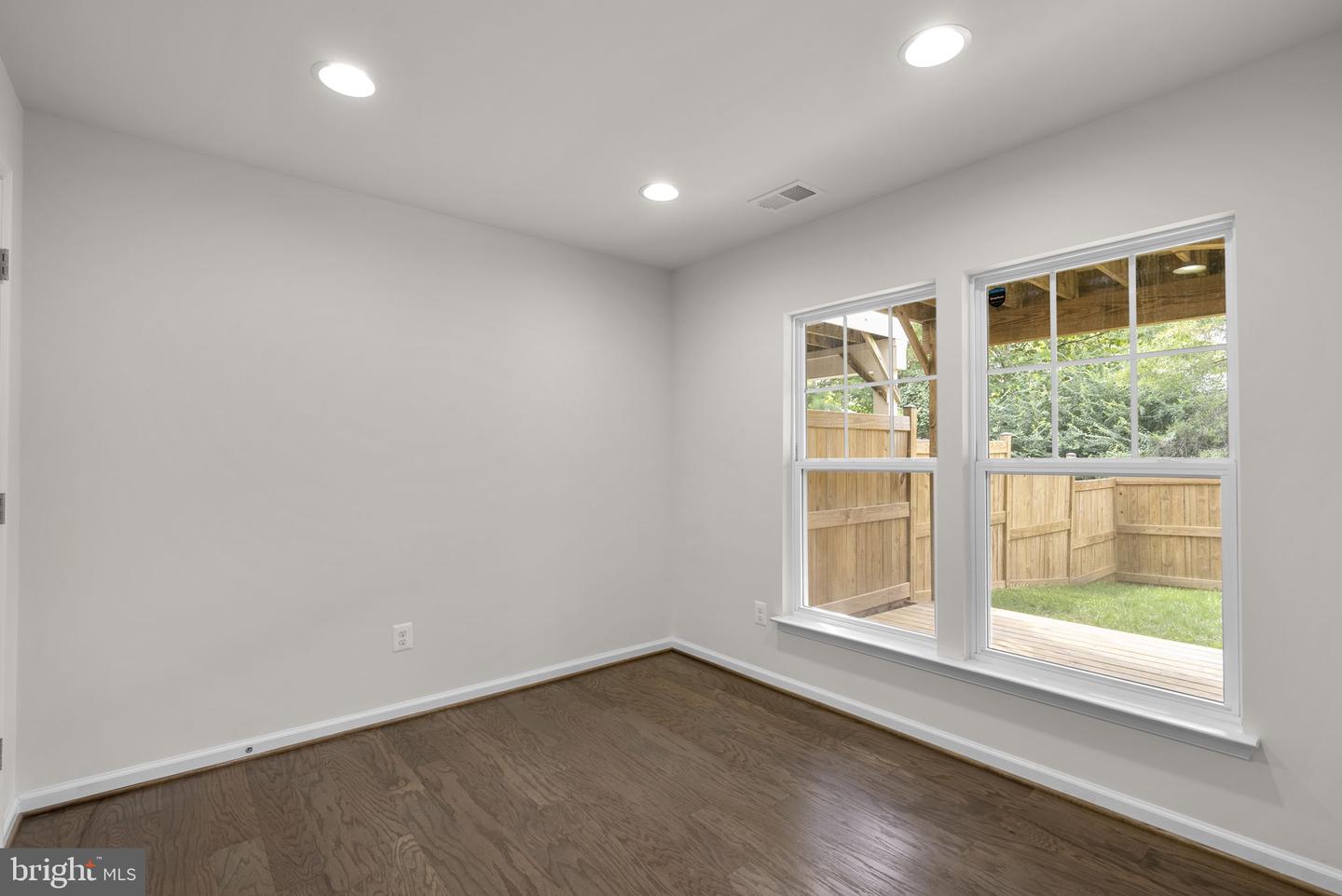 8211 Handsome Joe Ln Property Photo 31