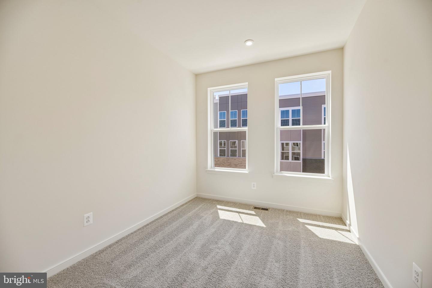 18018 Alicia Ave Property Photo 14