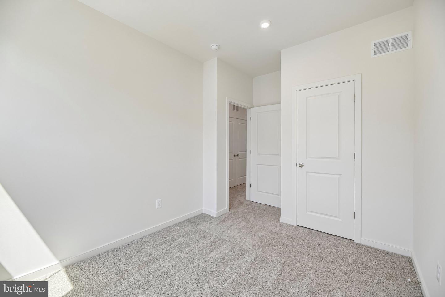 18018 Alicia Ave Property Photo 15