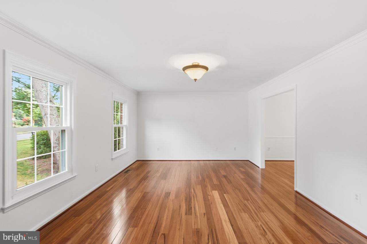 11831 Antietam Rd Property Photo 6
