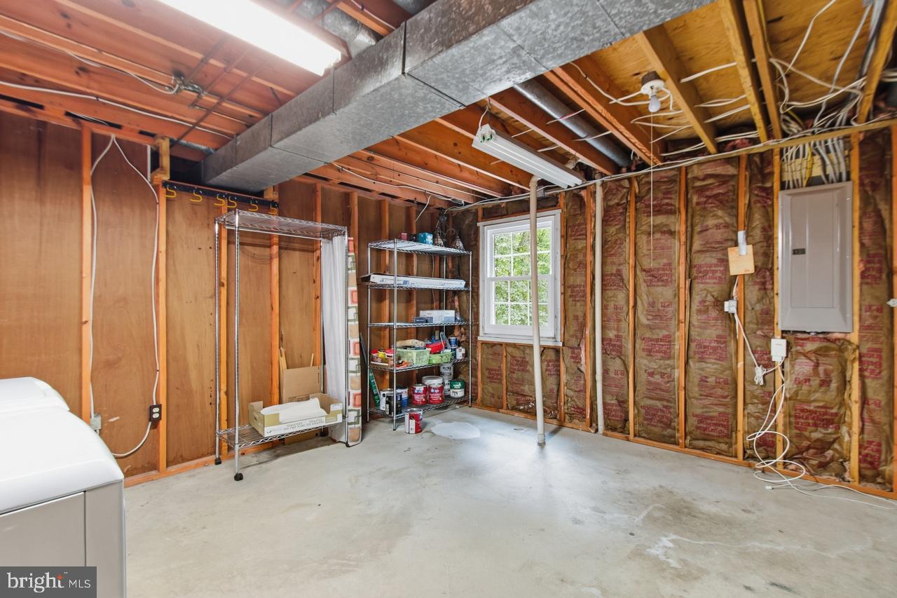 11831 Antietam Rd Property Photo 38