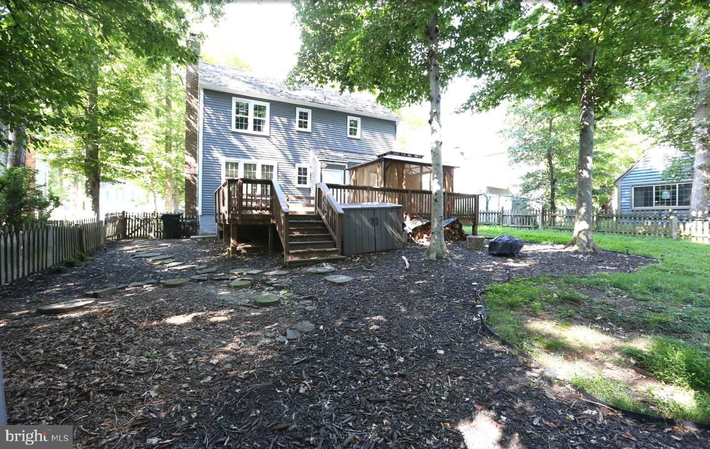 12004 Farrabow Ln Property Photo 3