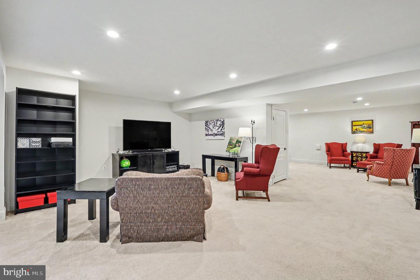 5630 Victory Loop Property Photo 37