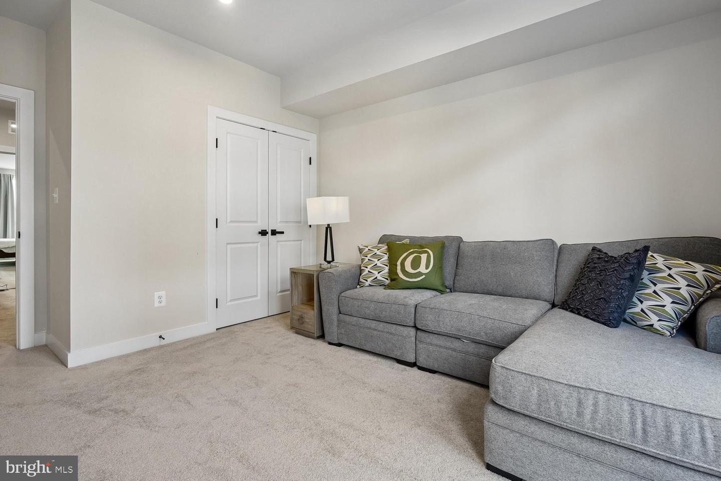 1660 Kirkman St Property Photo 21