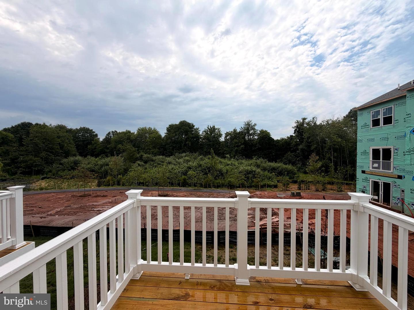 8889 Queensferry Rd Property Photo 19