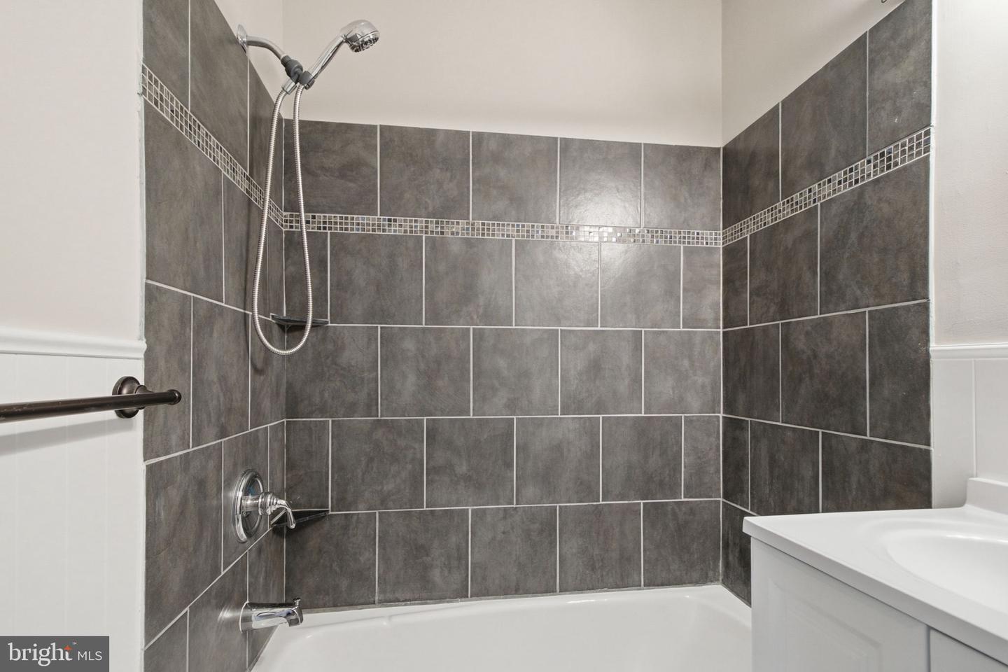 12650 Dara Dr #301 Property Photo 18