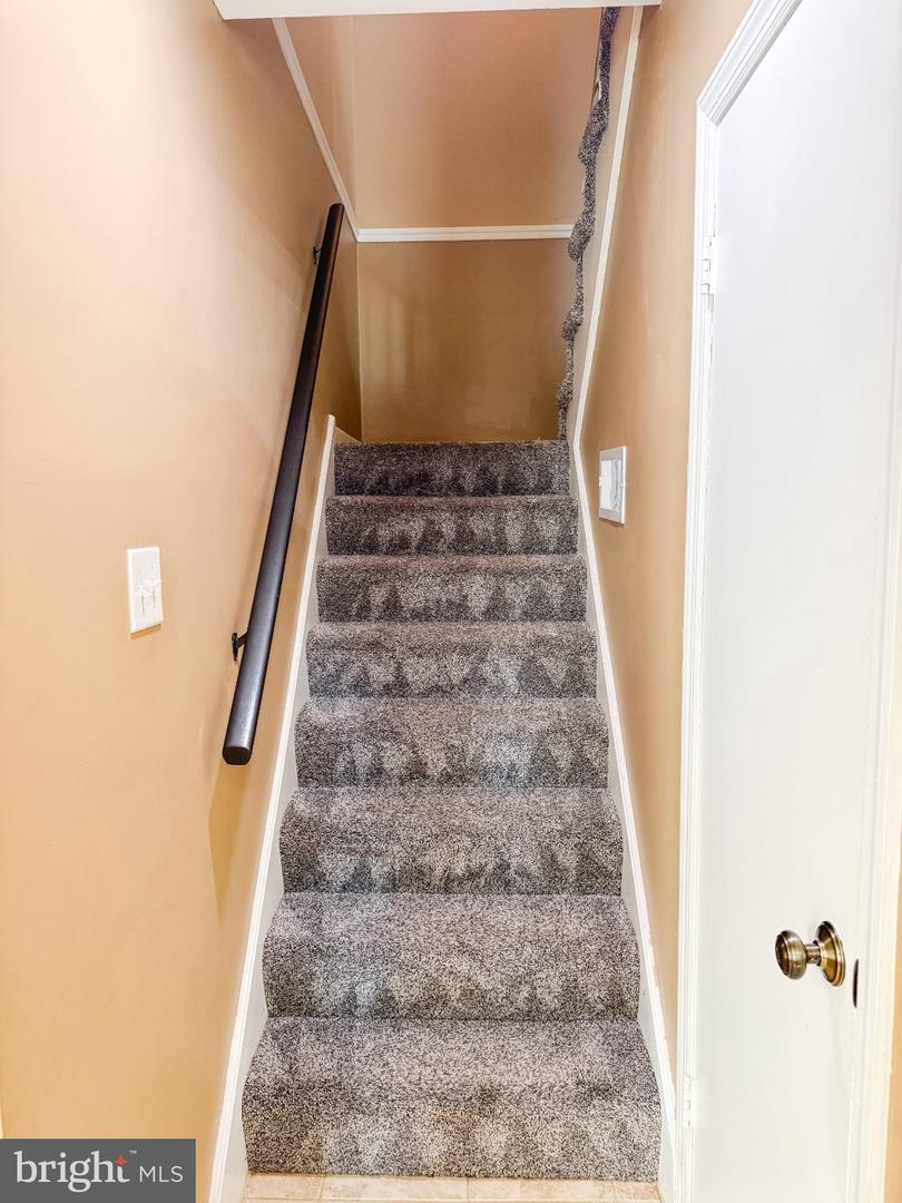 14353 Southgate Ct Property Photo 9
