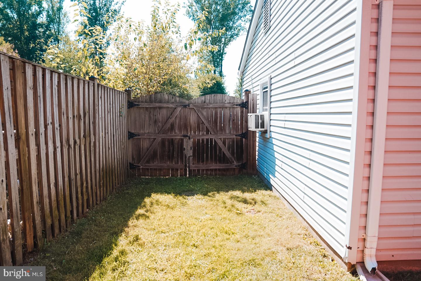 14353 Southgate Ct Property Photo 27