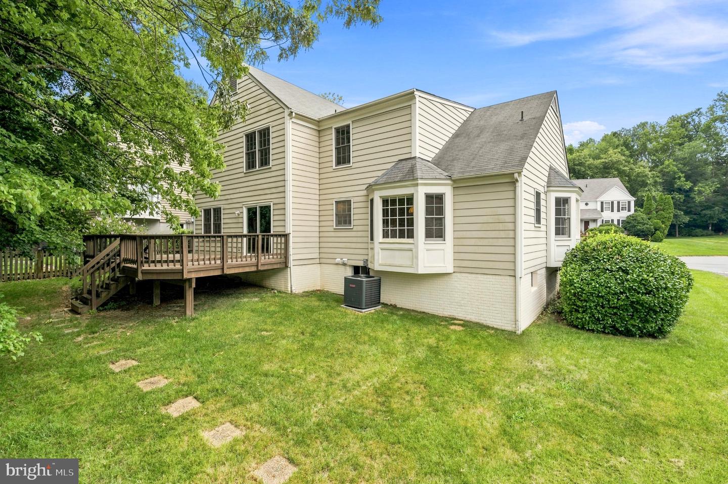 4354 Chambord Ln Property Photo 3