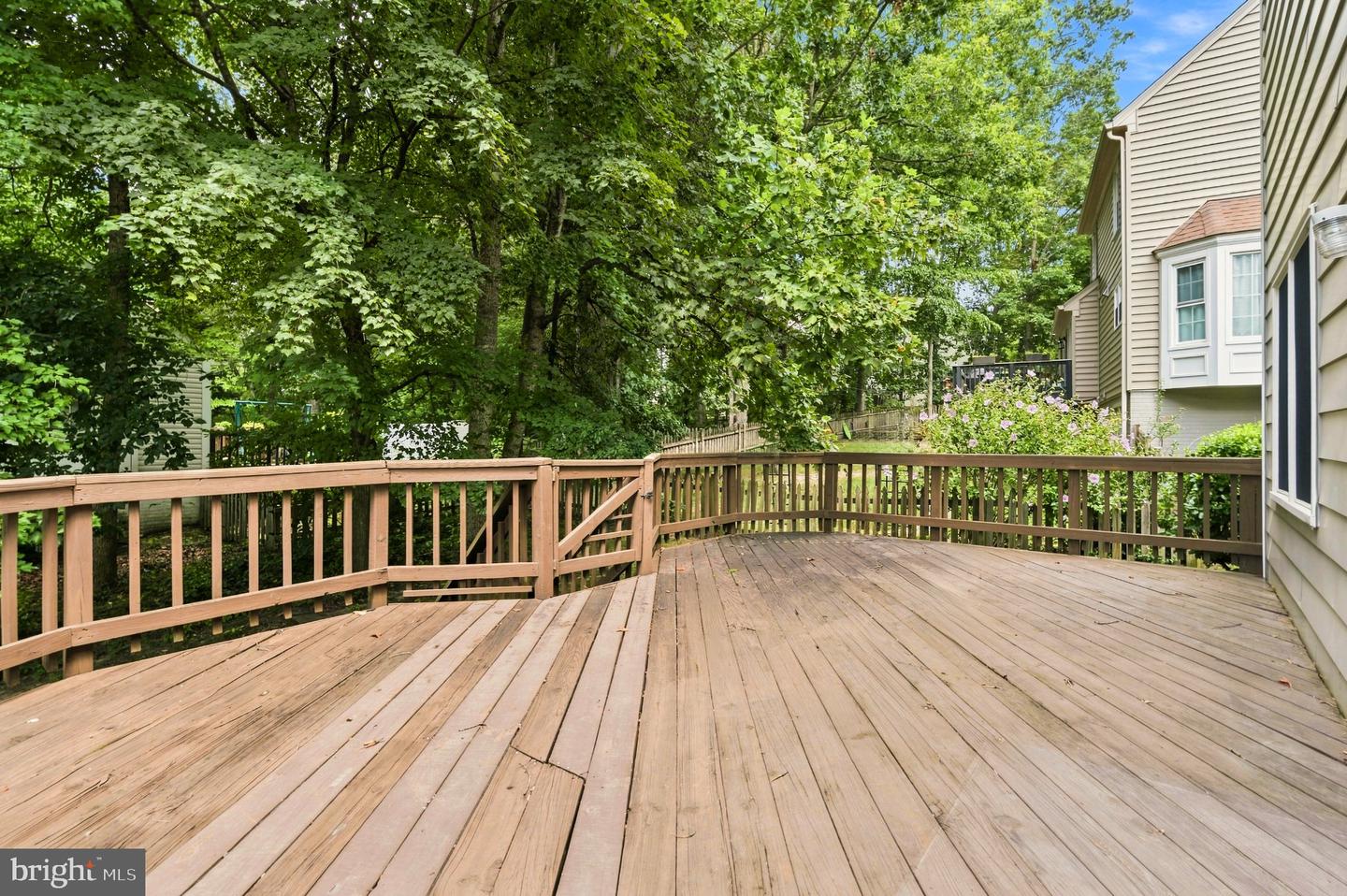 4354 Chambord Ln Property Photo 4