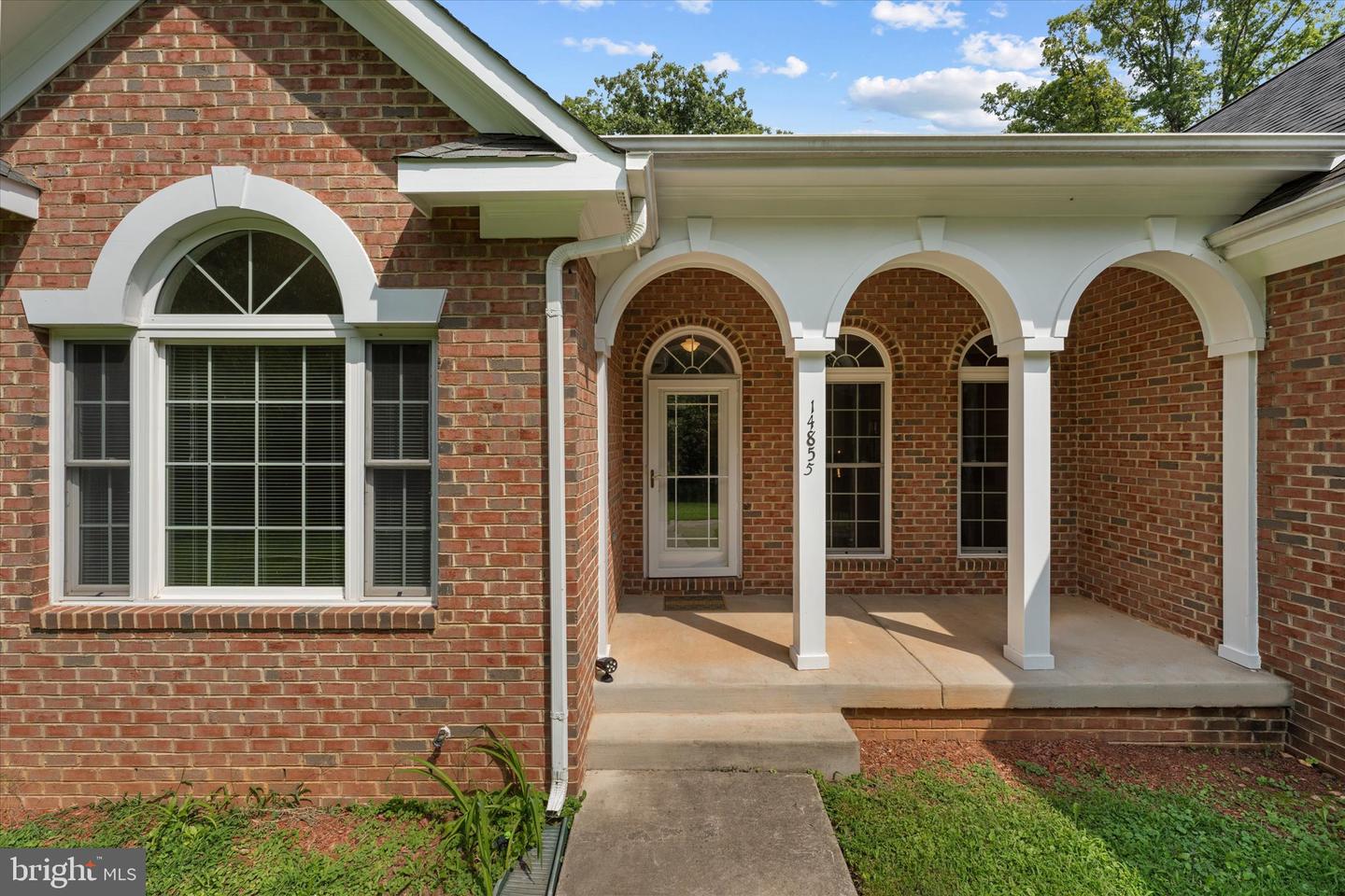 14855 Lee Hwy Property Photo 6