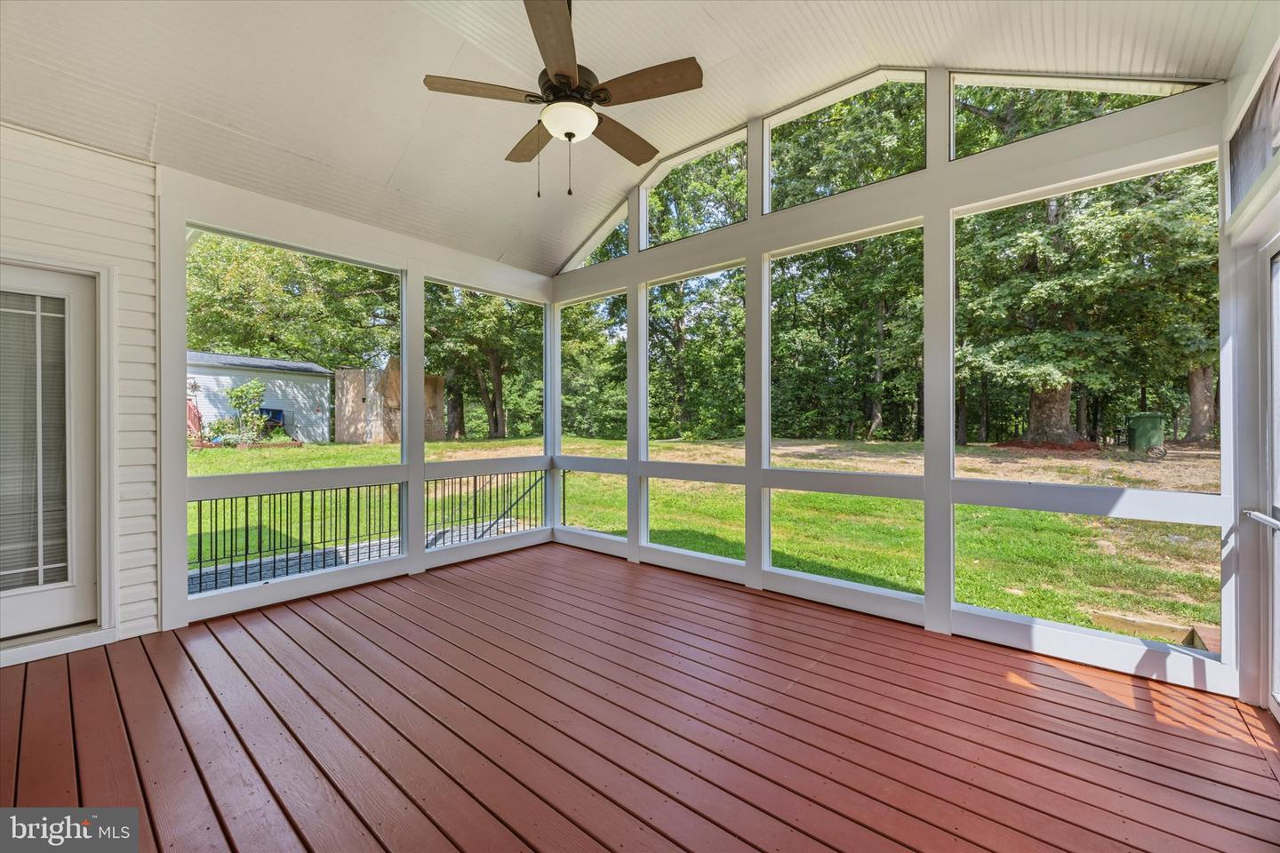 14855 Lee Hwy Property Photo 15