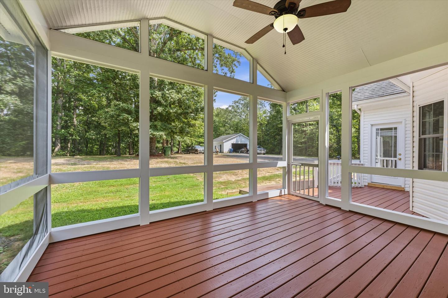 14855 Lee Hwy Property Photo 16