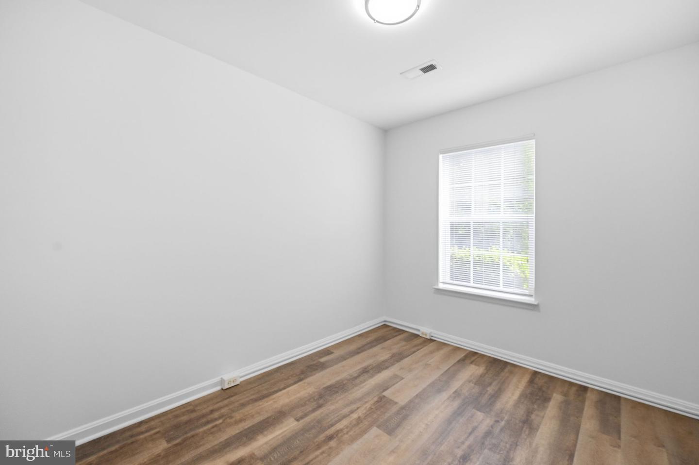 14339 Madrigal Dr Property Photo 10