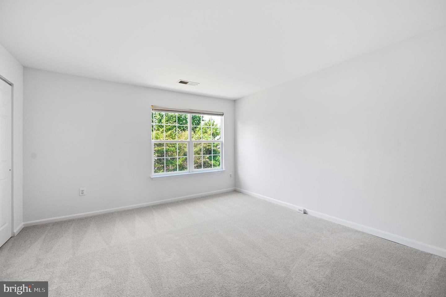 14339 Madrigal Dr Property Photo 31