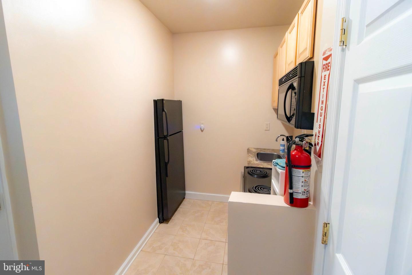 3624 Stonewall Manor Dr #basement Property Photo 6