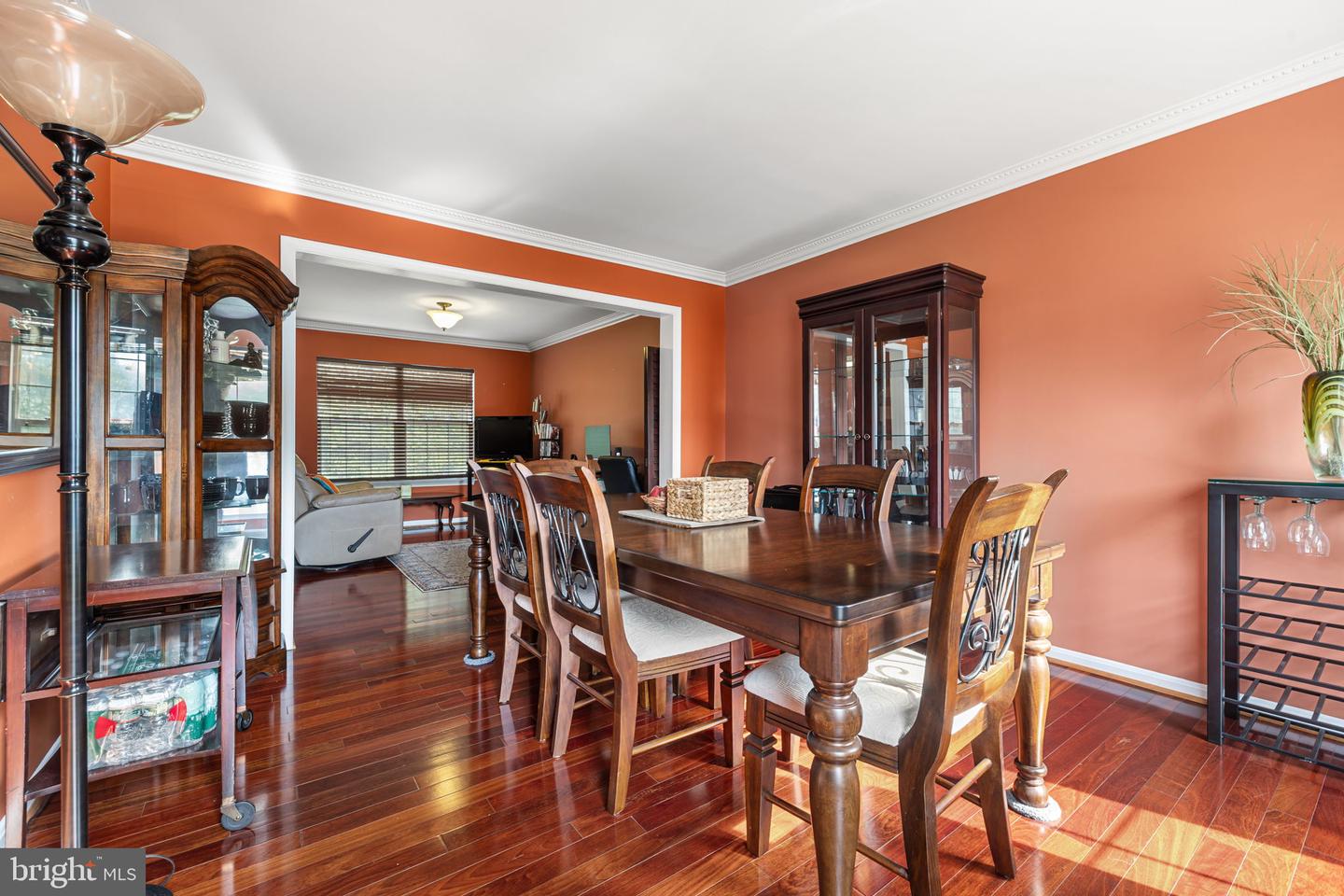 15465 Ambergate Dr Property Photo 8