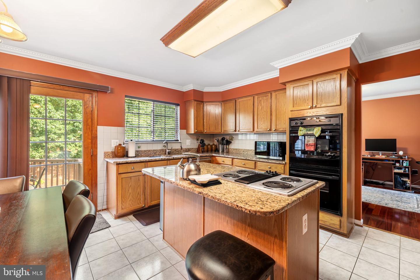 15465 Ambergate Dr Property Photo 13