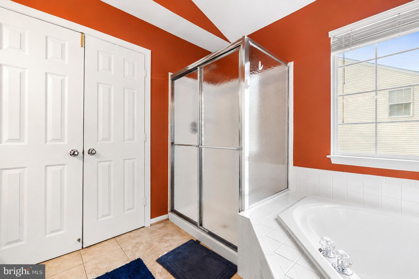 15465 Ambergate Dr Property Photo 20