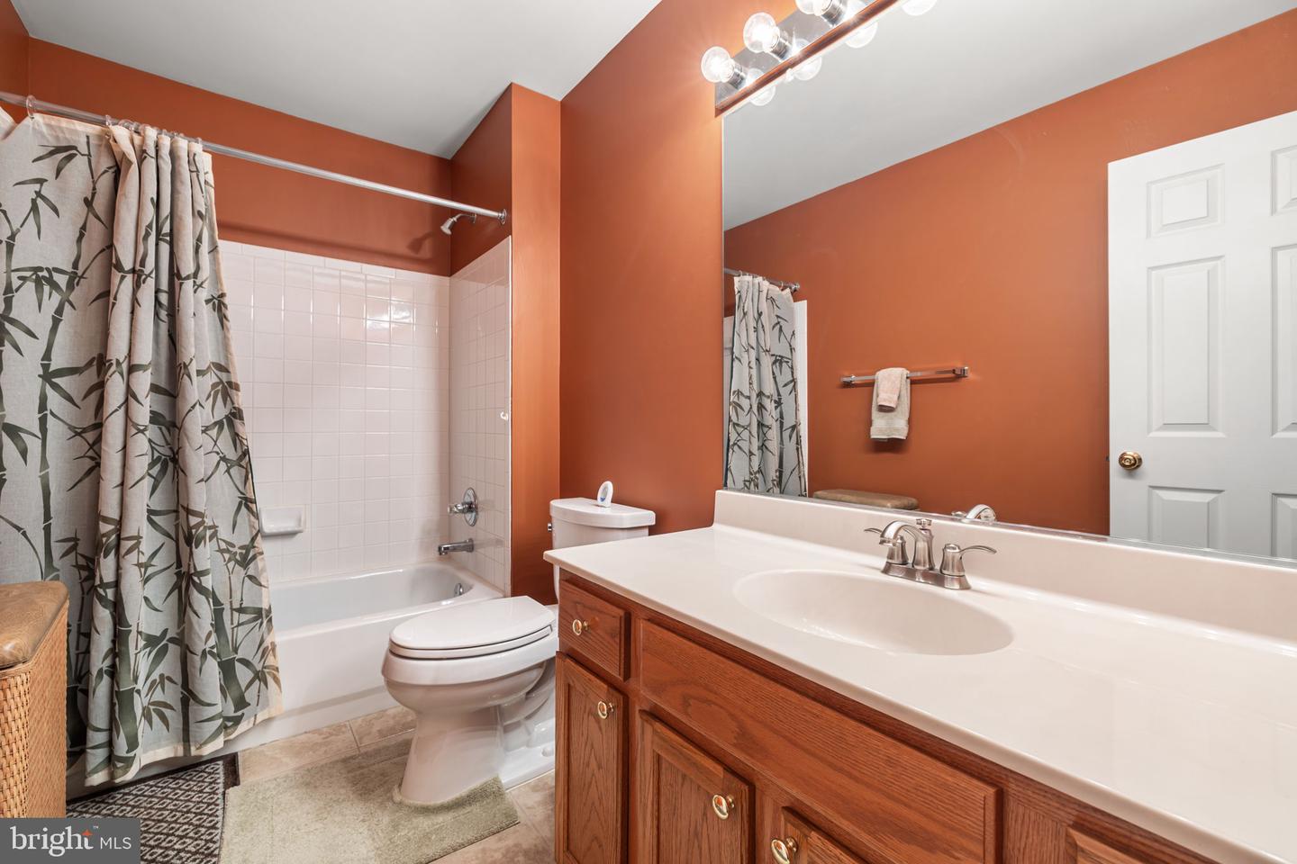 15465 Ambergate Dr Property Photo 25