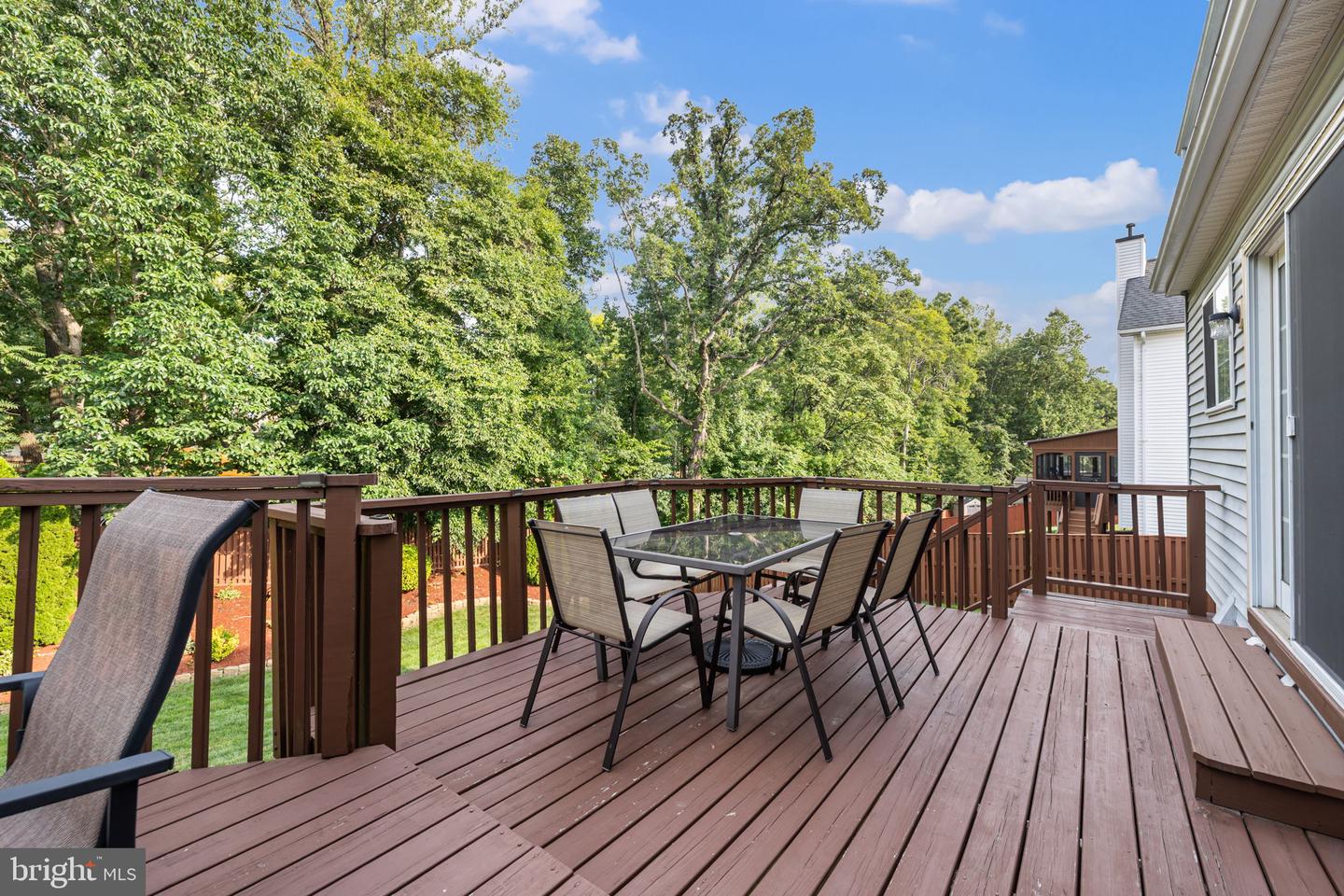 15465 Ambergate Dr Property Photo 36