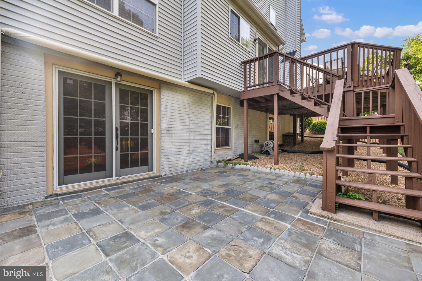 15465 Ambergate Dr Property Photo 38