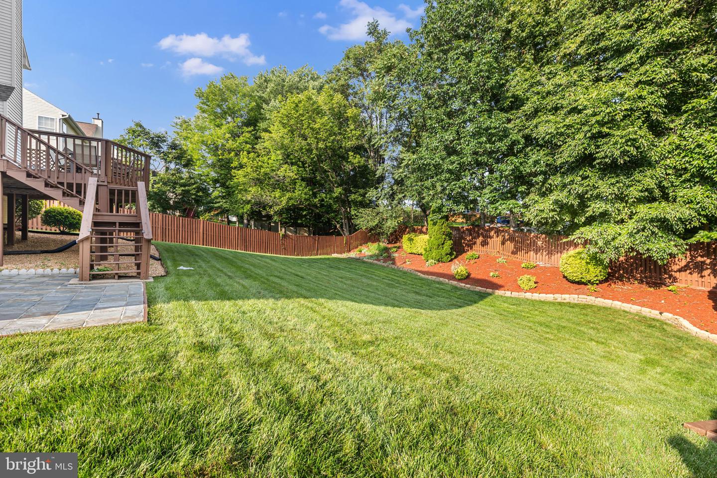15465 Ambergate Dr Property Photo 40