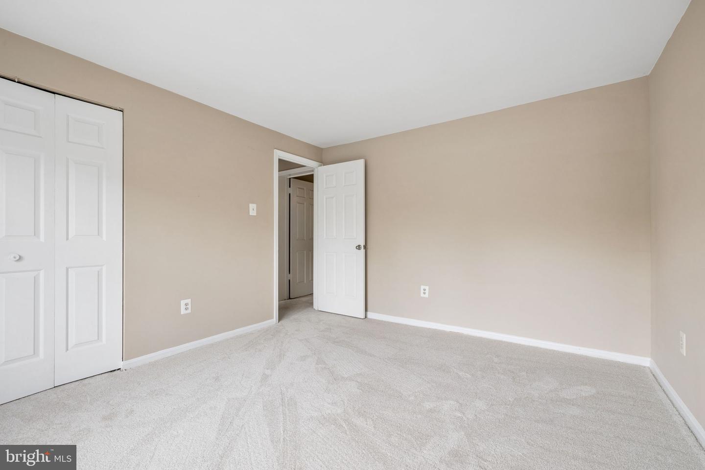 15922 Edgewood Dr Property Photo 15