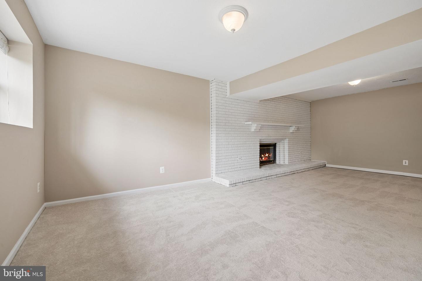 15922 Edgewood Dr Property Photo 20