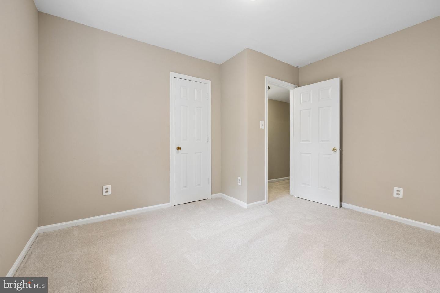 15922 Edgewood Dr Property Photo 26