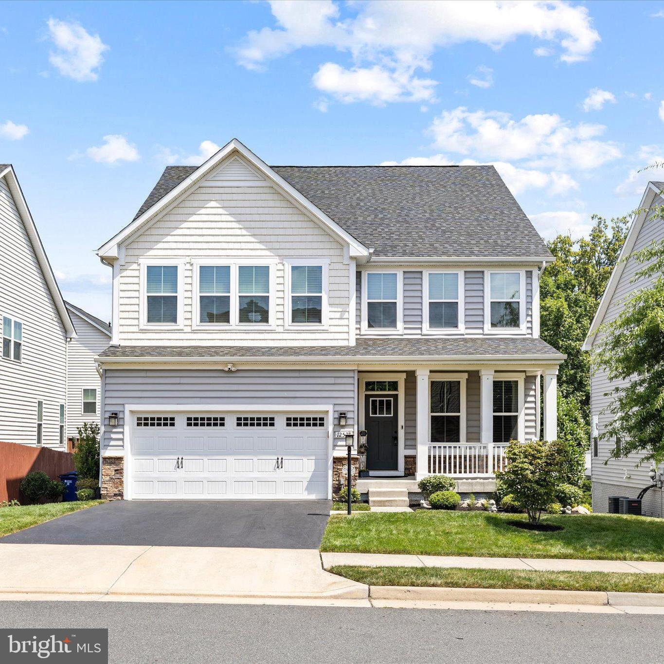 12528 SOUTHINGTON DR Property Photo 1