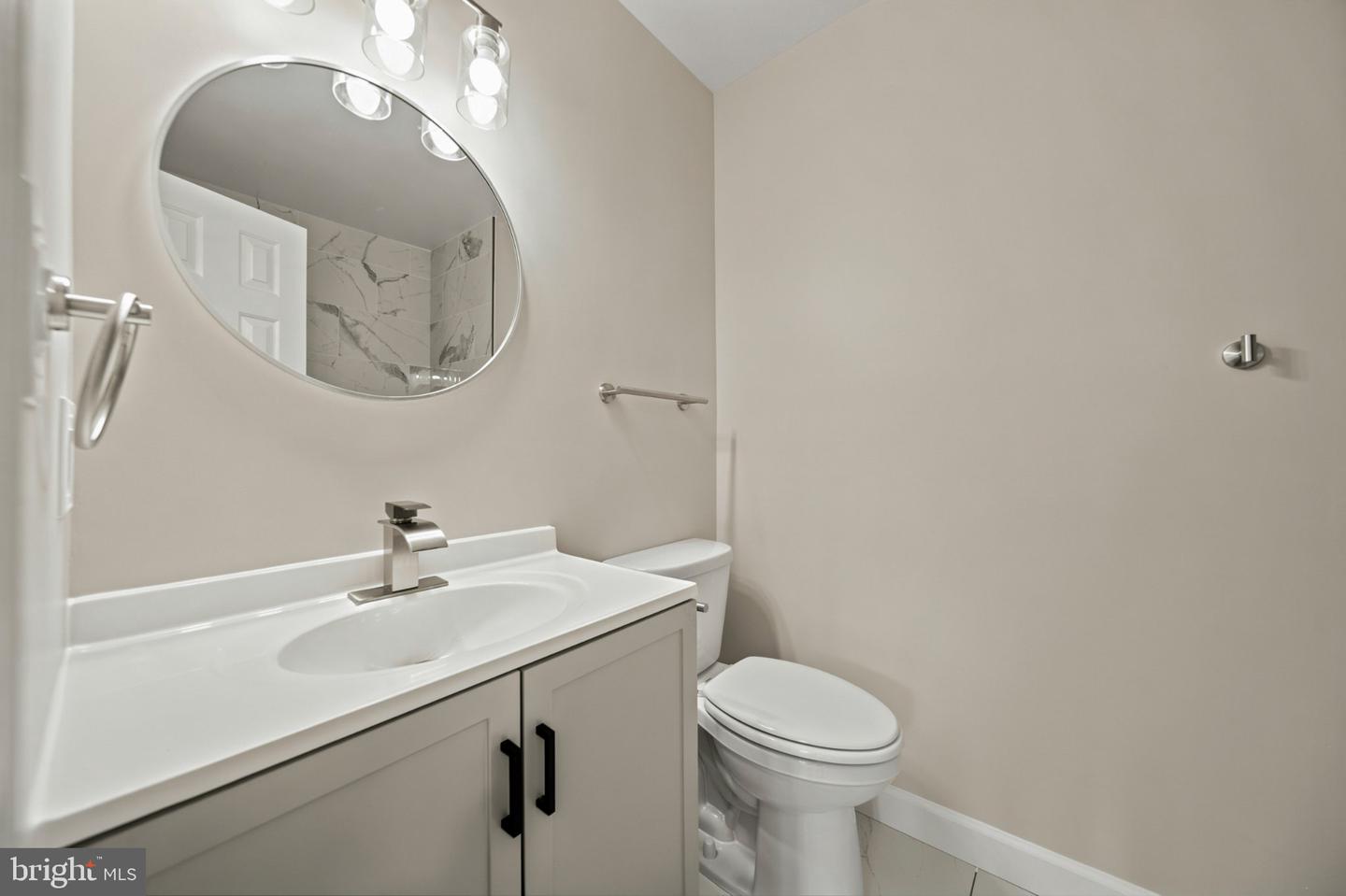 2038 Hanson Ln Property Photo 36