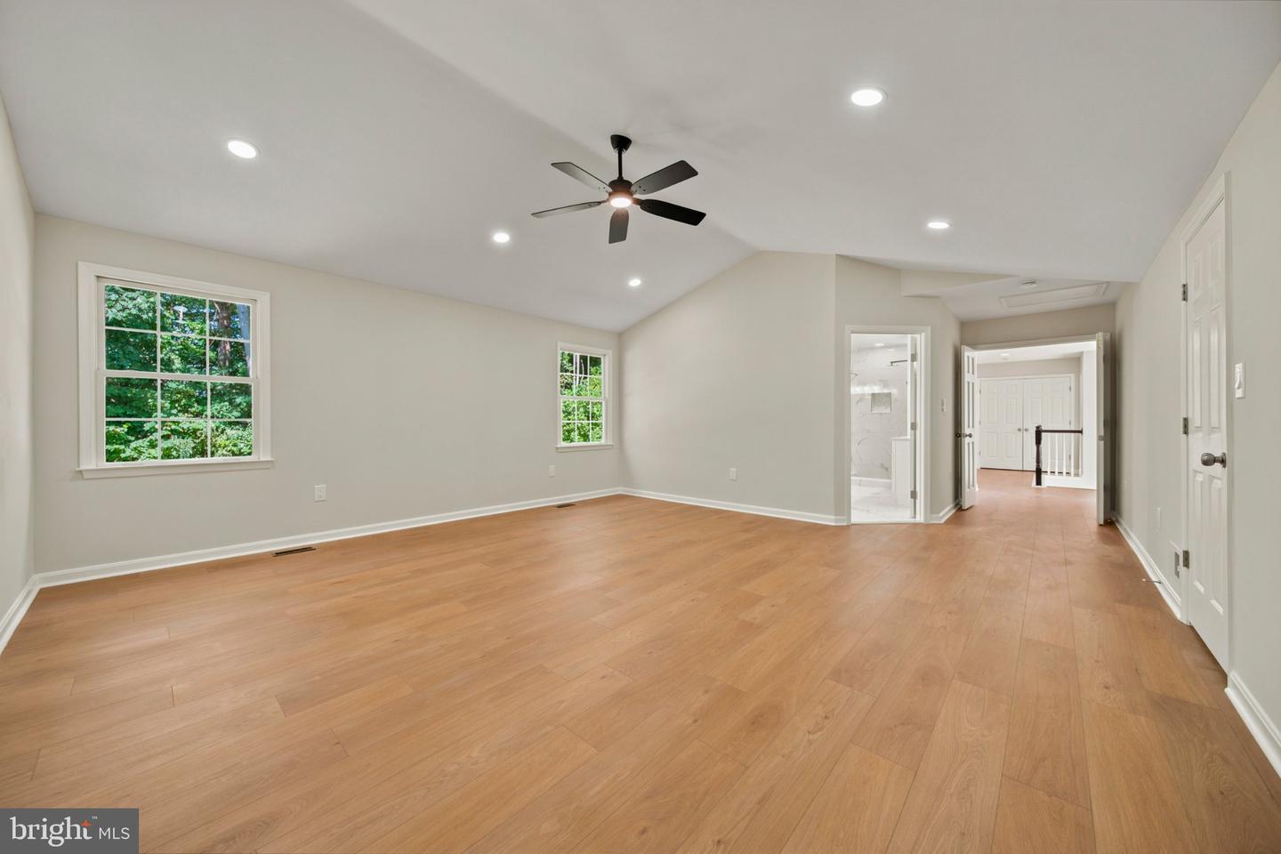 2038 Hanson Ln Property Photo 40