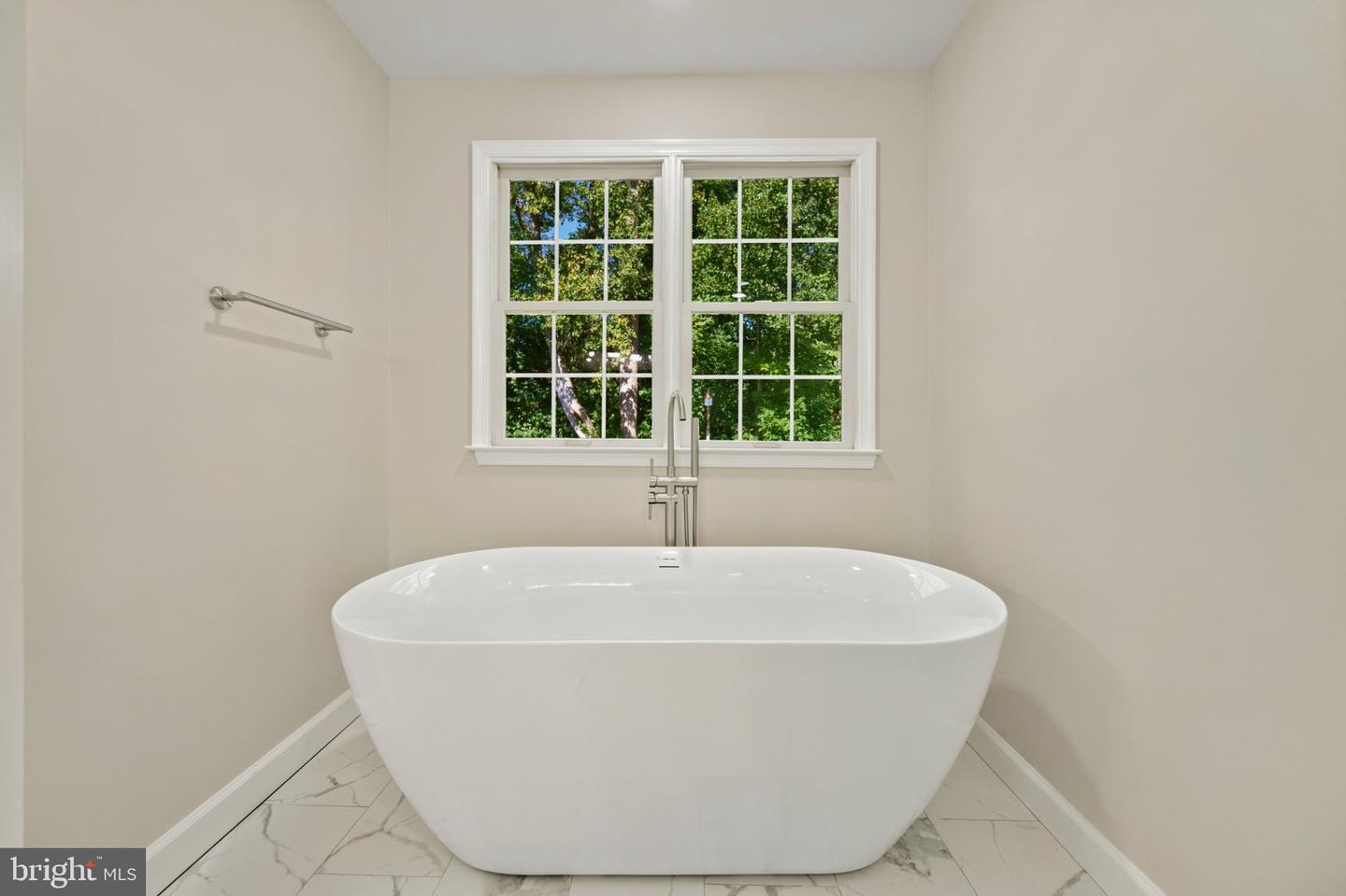 2038 Hanson Ln Property Photo 42