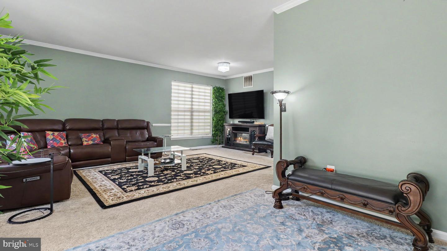 12029 Tango Ln Property Photo 7