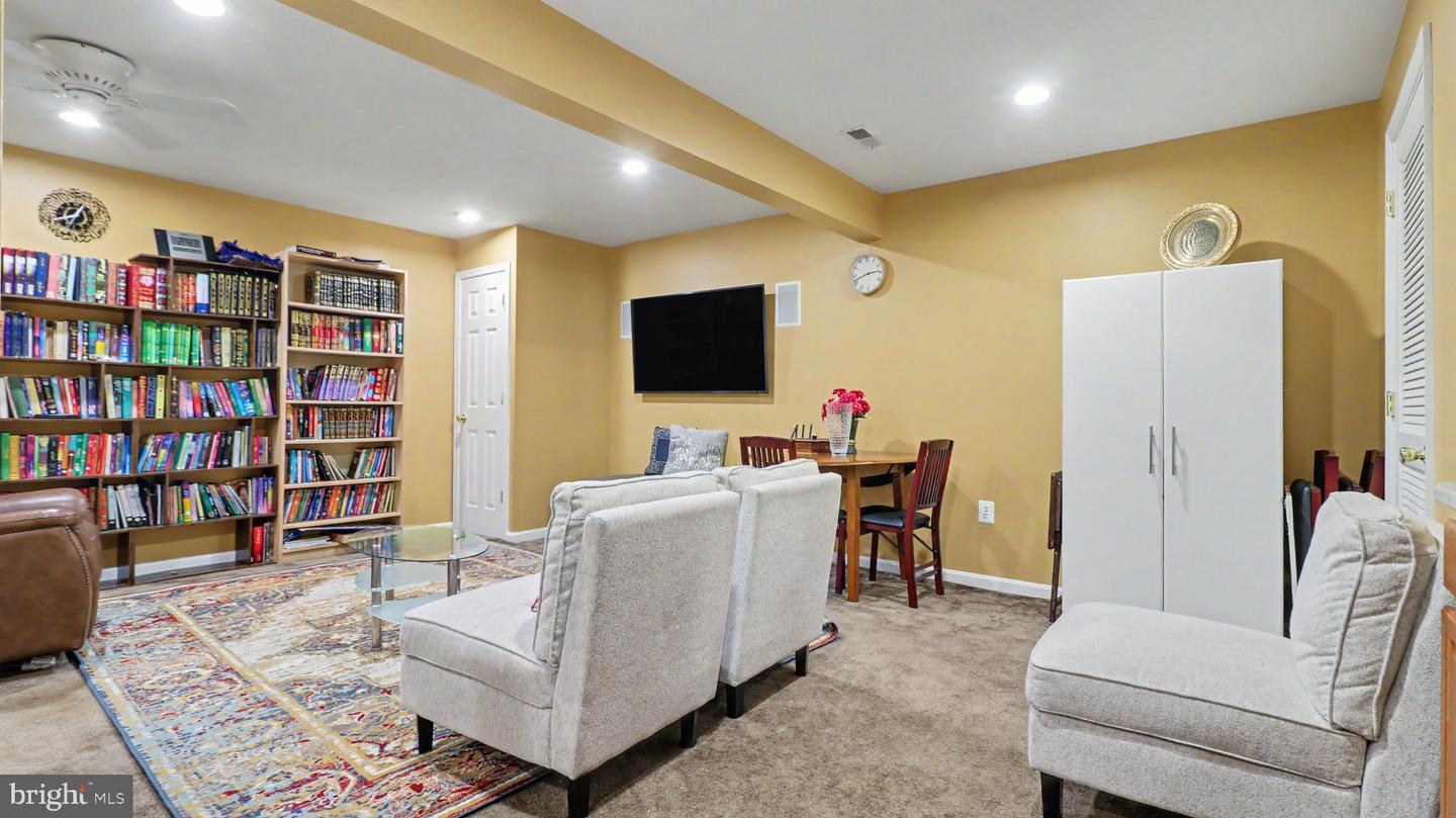 12029 Tango Ln Property Photo 21