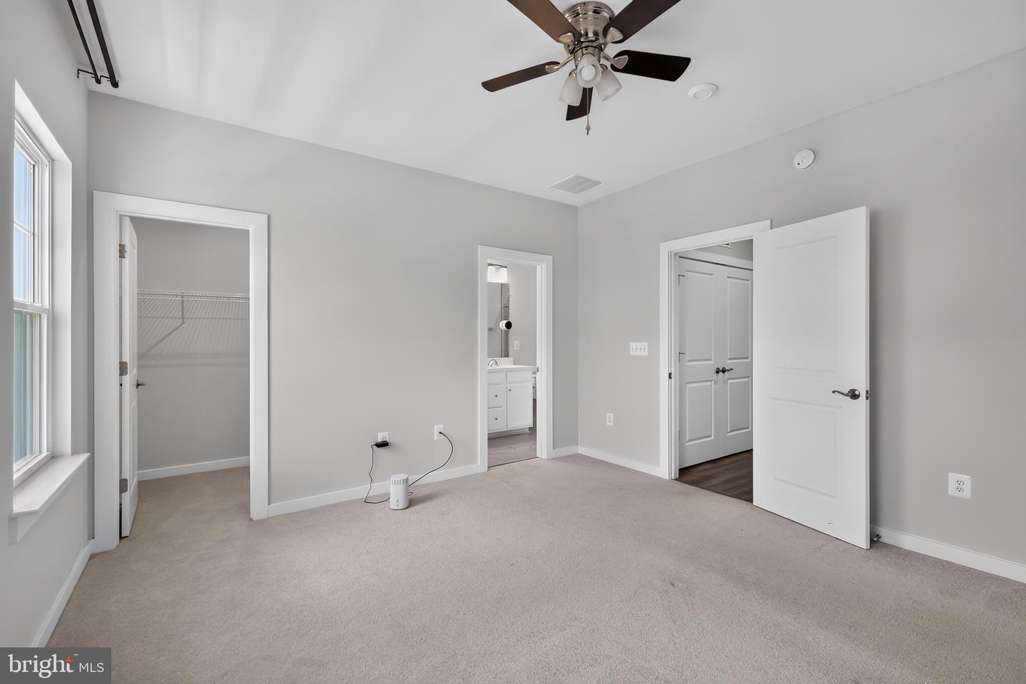 1743 Autumn Maple Leaf Dr Property Photo 10