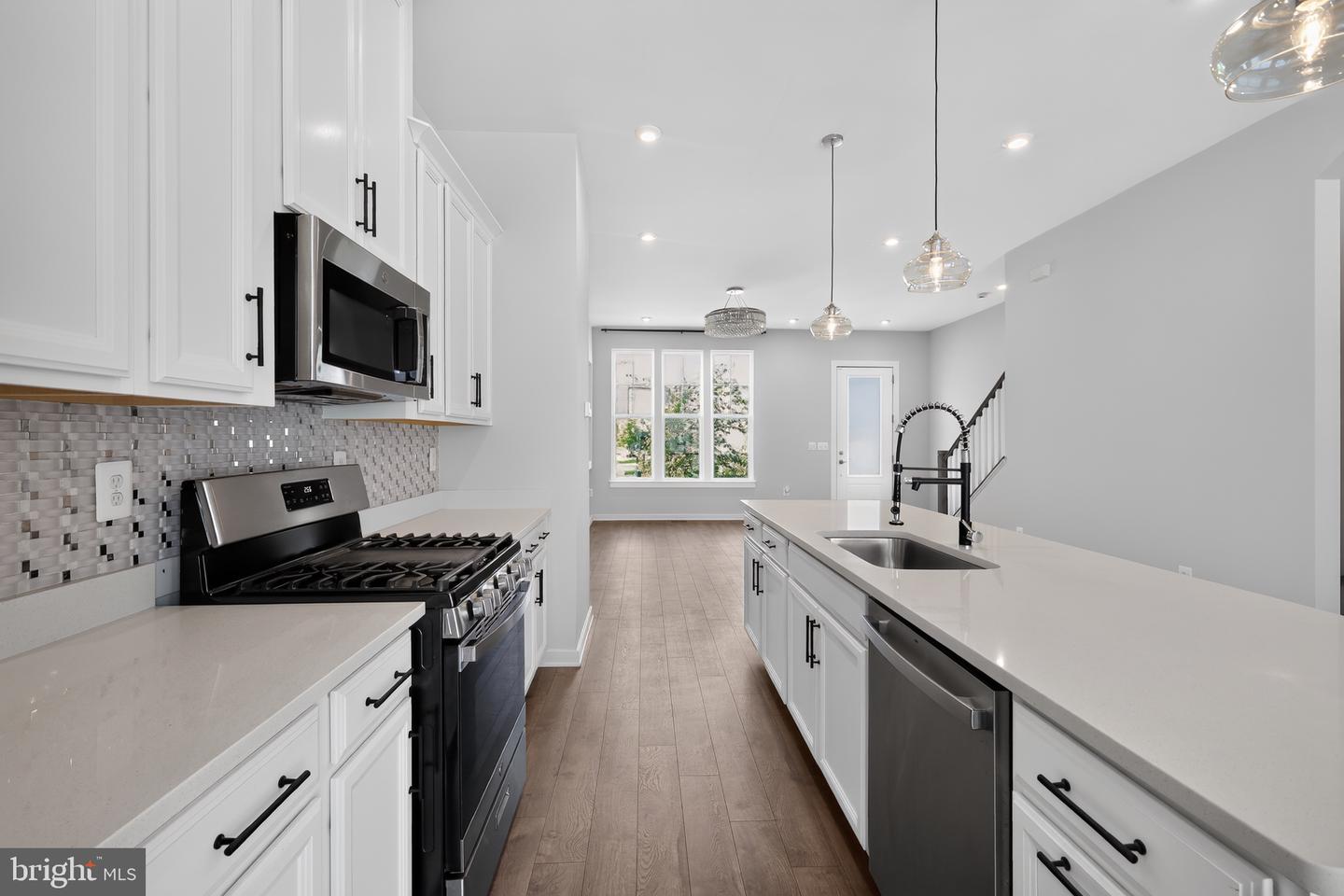 1743 Autumn Maple Leaf Dr Property Photo 19