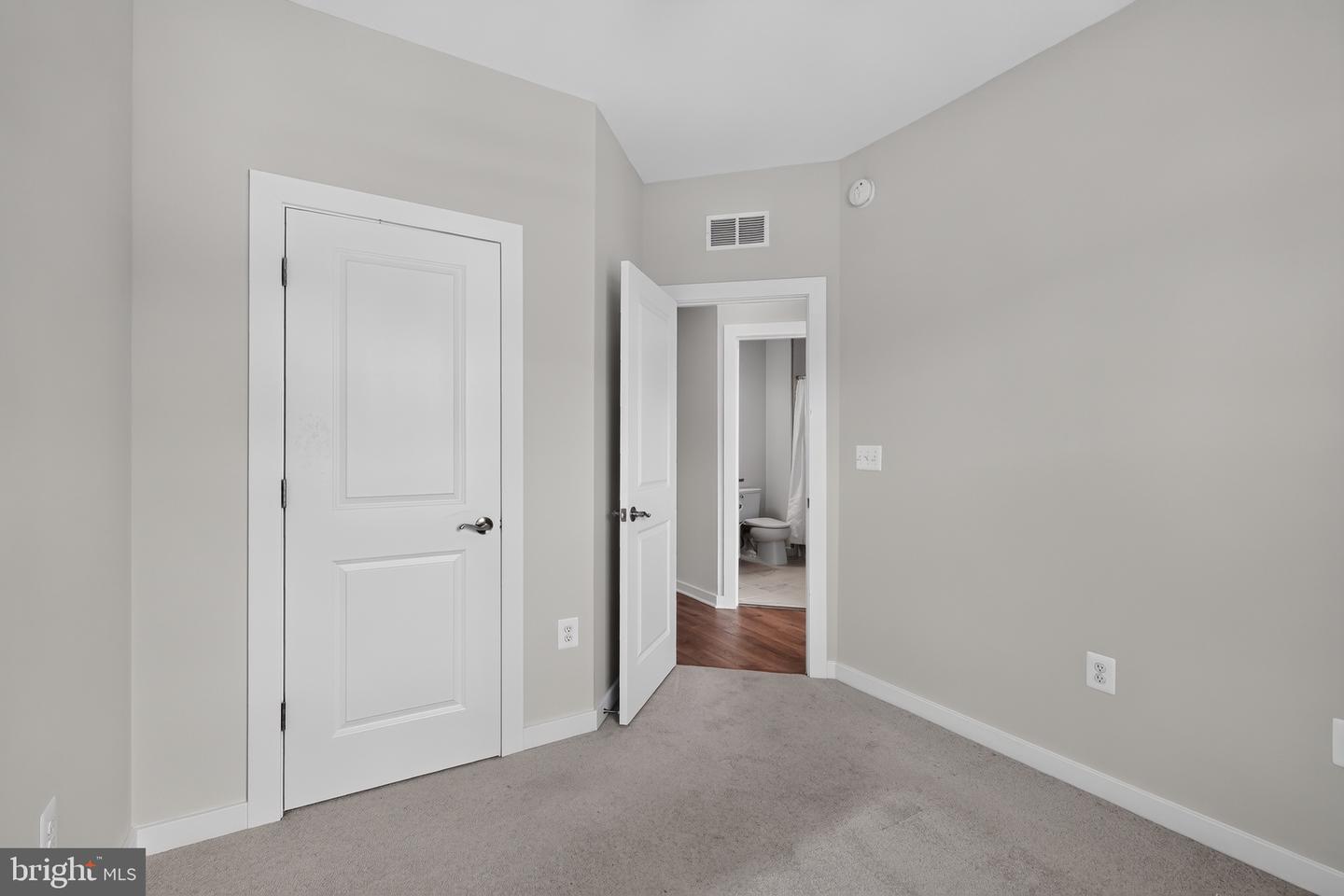 1743 Autumn Maple Leaf Dr Property Photo 24