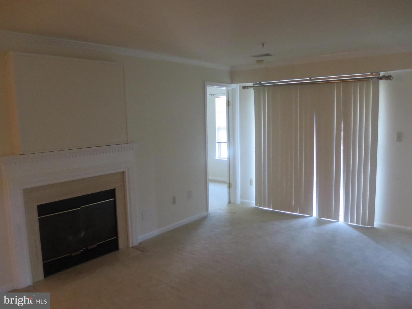 1024 Gardenview Loop Property Photo 2
