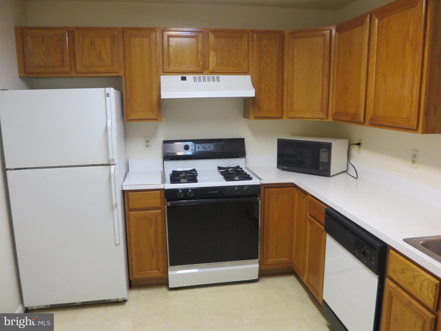 1024 Gardenview Loop Property Photo 5