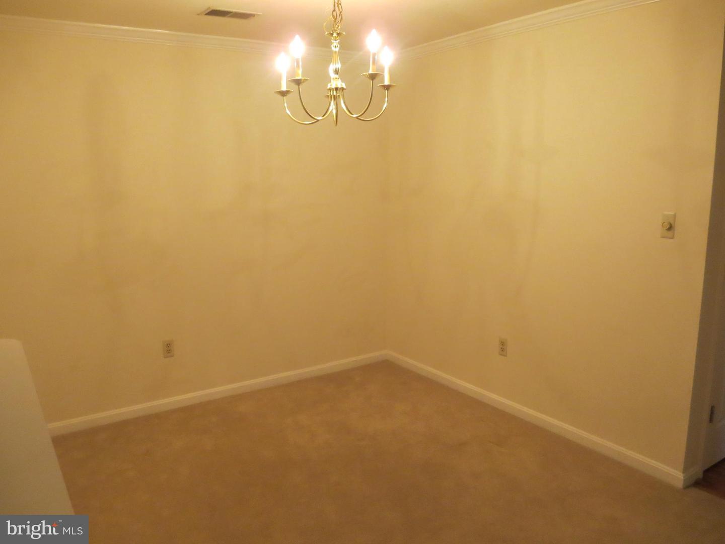 1024 Gardenview Loop Property Photo 7