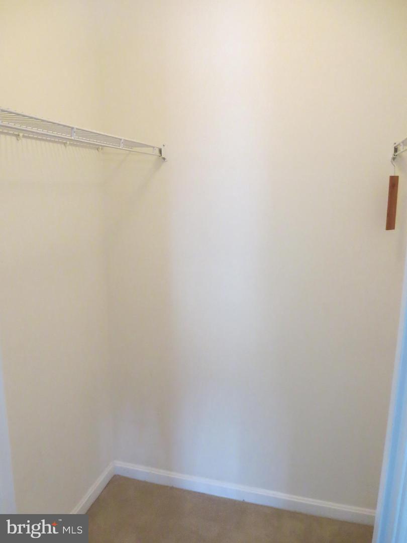1024 Gardenview Loop Property Photo 9