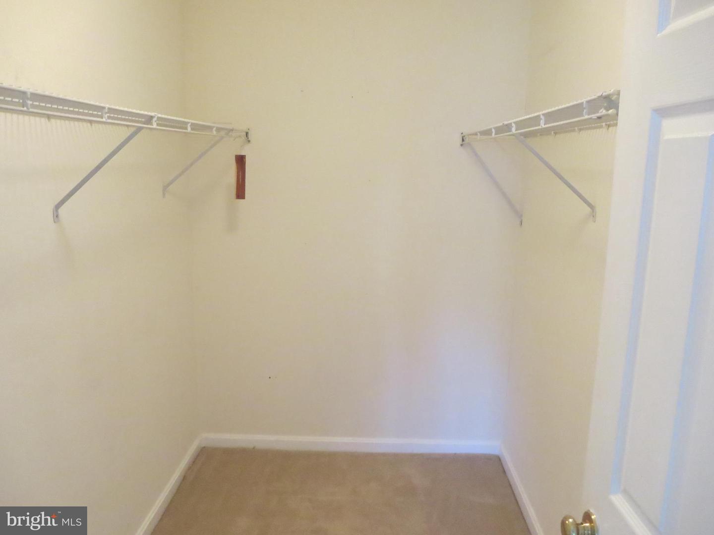 1024 Gardenview Loop Property Photo 12