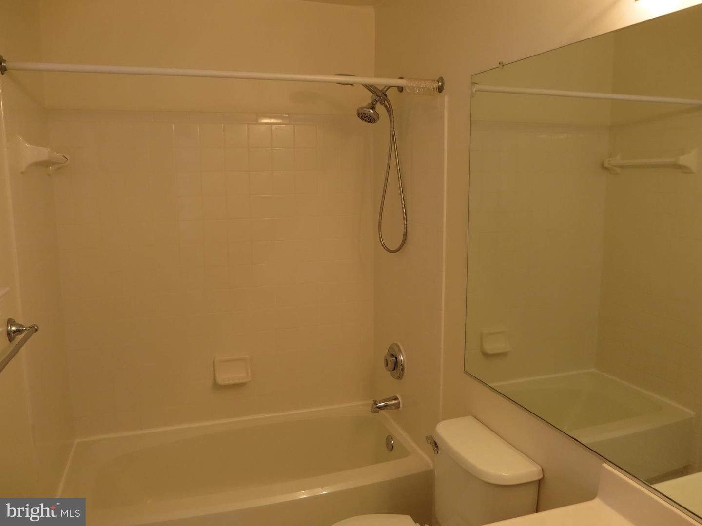 1024 Gardenview Loop Property Photo 13