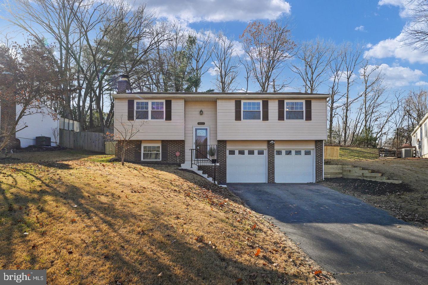 16012 Normandy Ct Property Photo 1